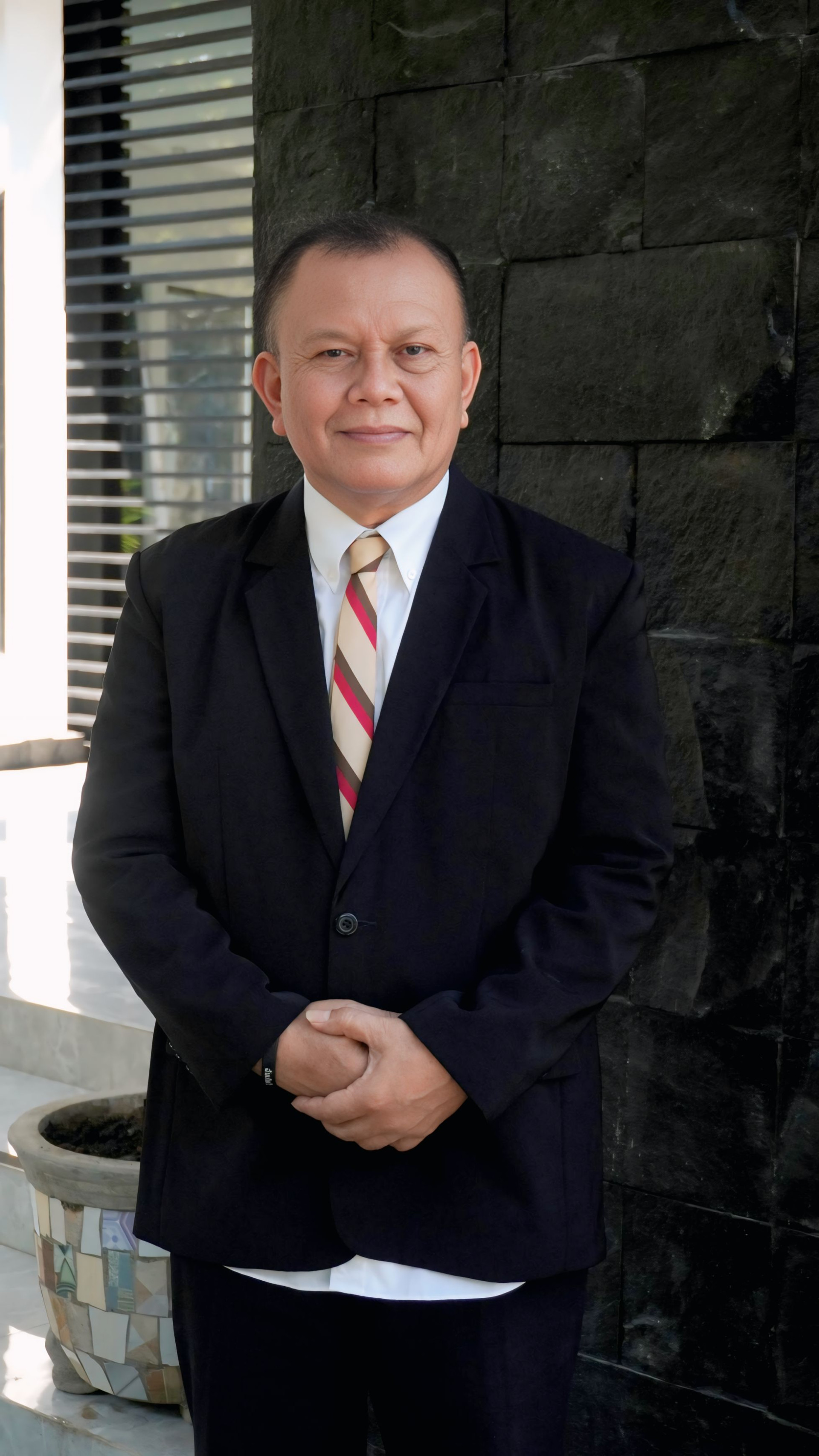 Drs. Albert Pasaribu M.Sc